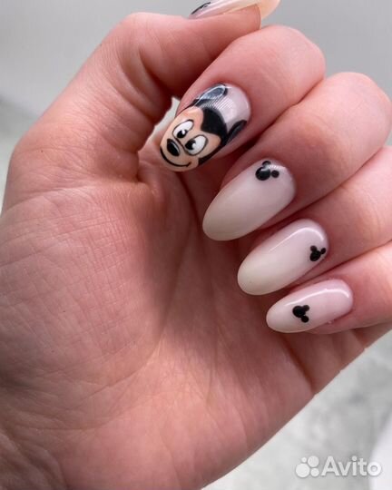 Маникюр,педикюр