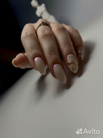 Мастер маникюра