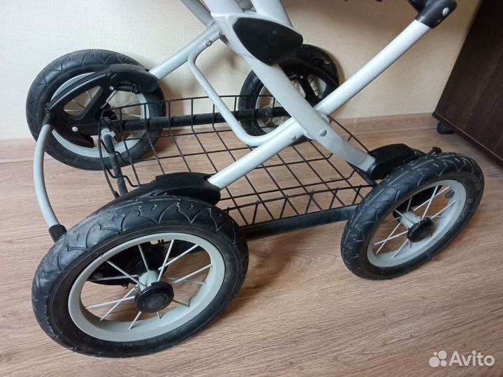 Коляска-люлька Peg Perego culla auto
