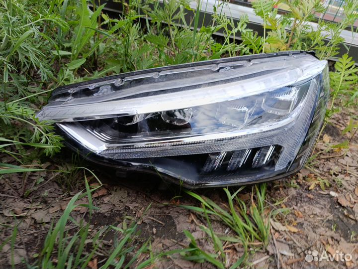 Фара левая Haval Jolion LED