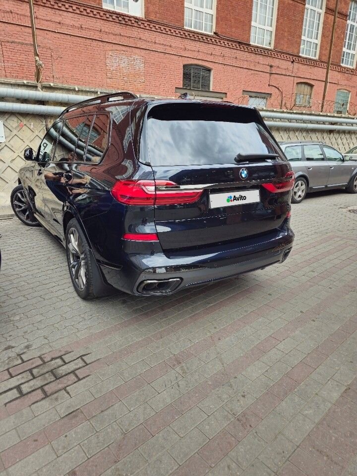 BMW X7: фото владельца