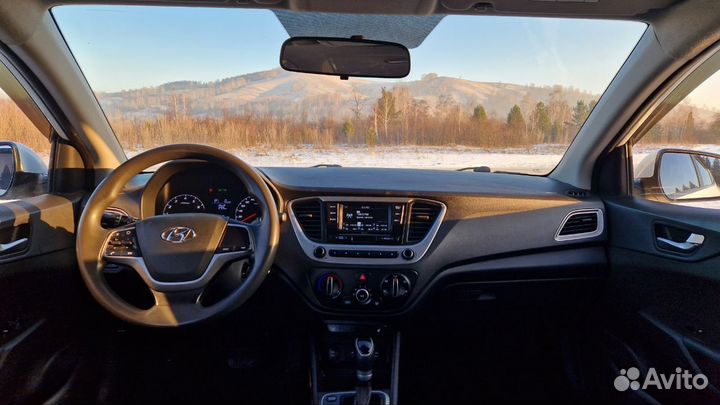 Аренда авто на Алтае hyundai solaris