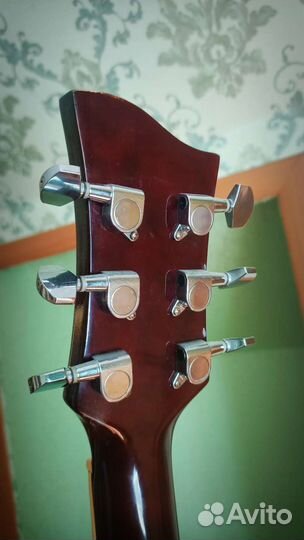 Гитара с тюнером