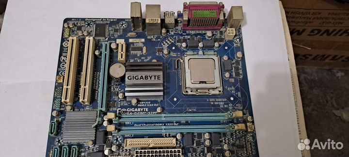 Материнская плата с процессором LGA775