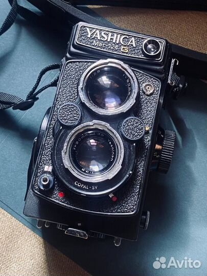 Фотоаппарат Yashica Mat 124 + ширик