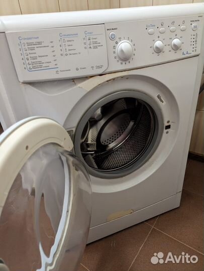 Стиральная машина indesit