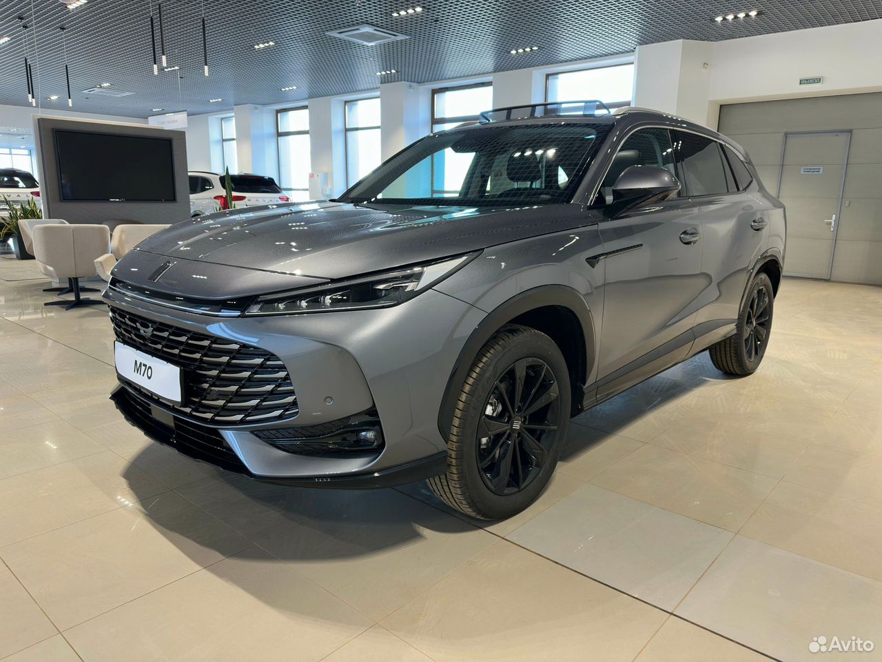 Нашли авто Москвич M70