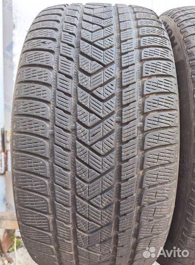 Pirelli Scorpion Winter RFT 275/40 R20 106V