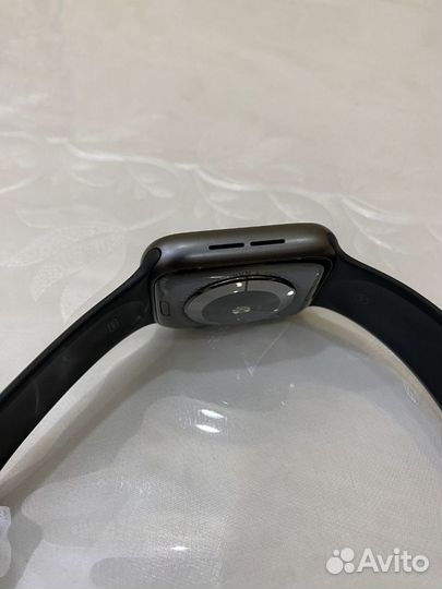 Apple Watch Series 4 (44MM)