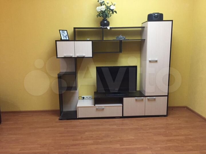 3-к. квартира, 95 м², 1/1 эт.