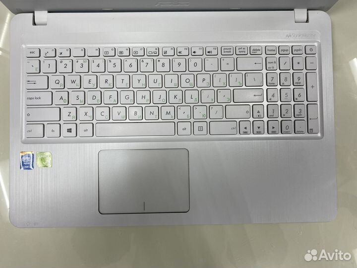 Ноутбук Asus 15.6