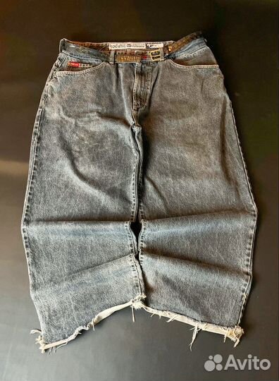 Джинсы широкие