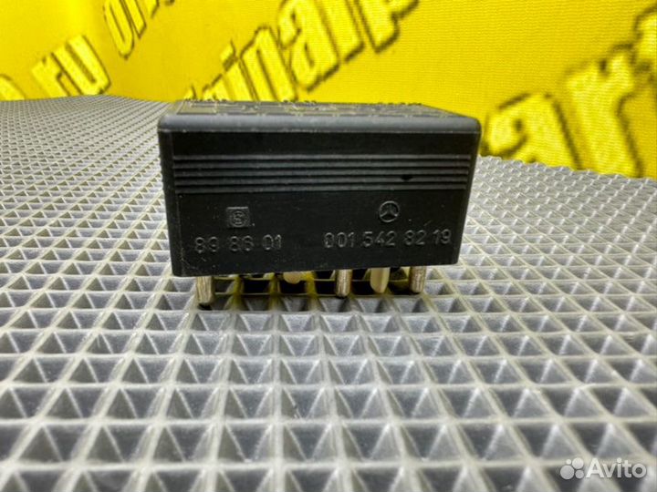 Реле вентилятора Mercedes-Benz S-Class W140 M603