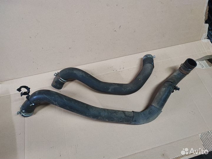 Патрубок охлаждения Renault Logan Sandero Duster