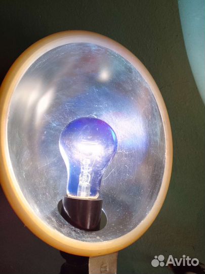 Синяя лампа для прогревания