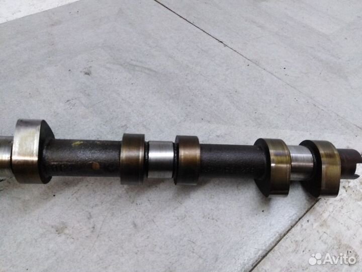 Распредвал выпускной