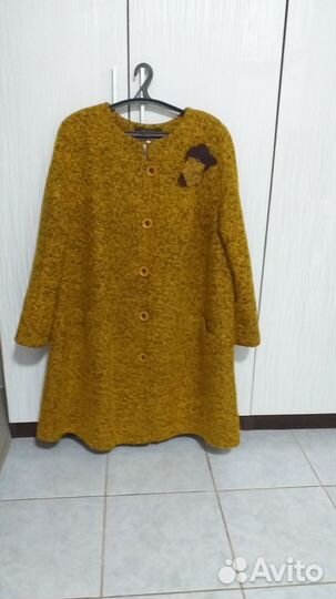 Пальто демисезонное 62- 64 размер