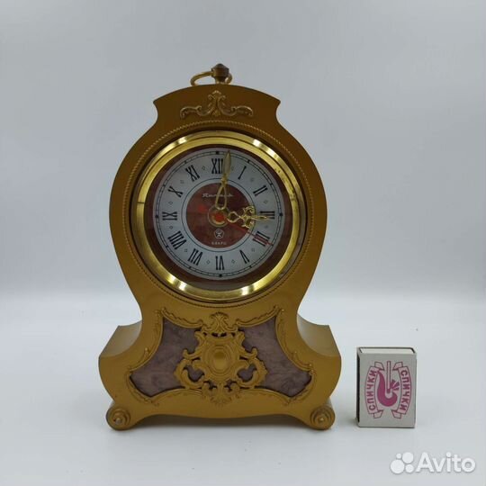 Настольные часы 