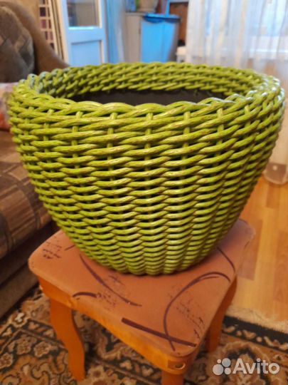 Кашпо из ротанга