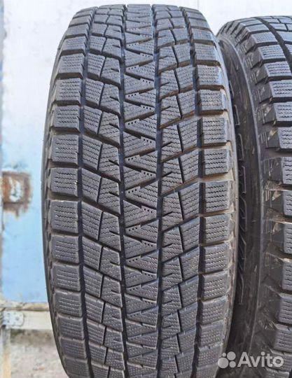 Bridgestone Blizzak DM-V1 215/65 R16 98Q