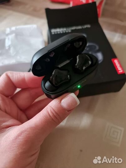 Беспроводные наушники lenovo