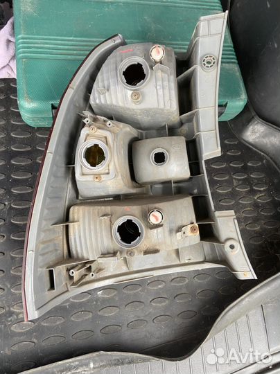 Задний правый фонарь kia sportage 2 2008-2010