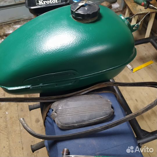 Топливный бак мотоцикла 