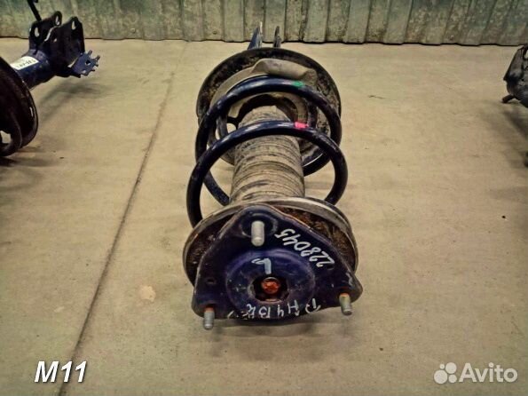 Стойка амортизатора Передняя Toyota RAV-4 XA50