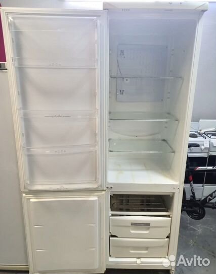 Холодильник zanussi. Доставка. Гарантия