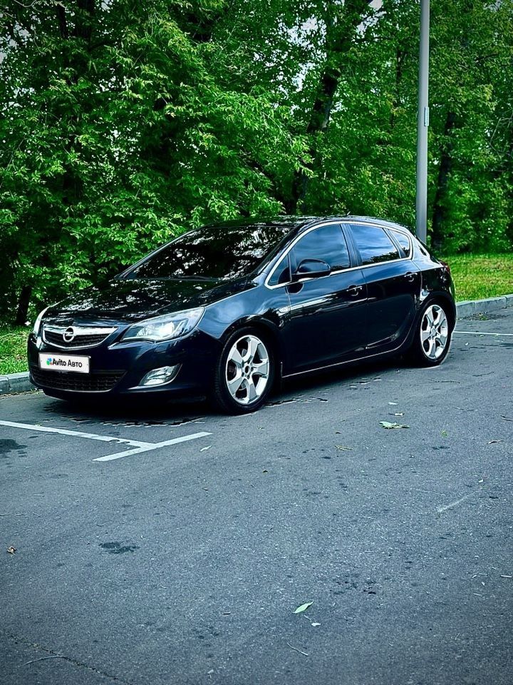 Opel Astra: фото из отзыва