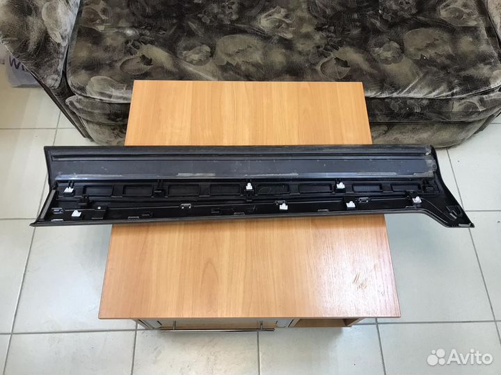 Накладка передней правой двери нижняя honda CR-V 5