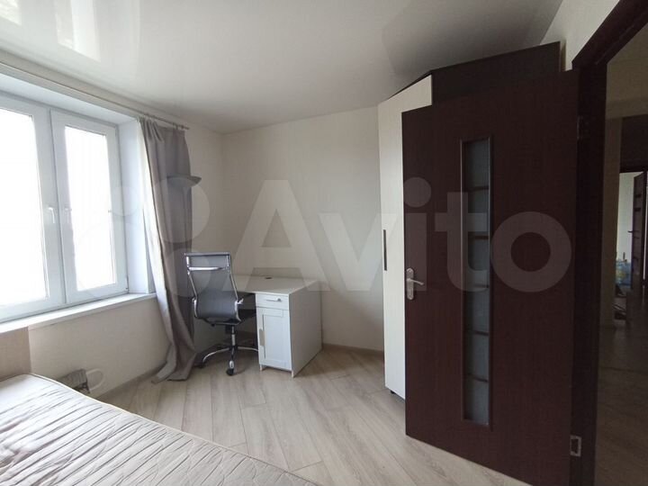 Комната 12 м² в 3-к., 12/12 эт.