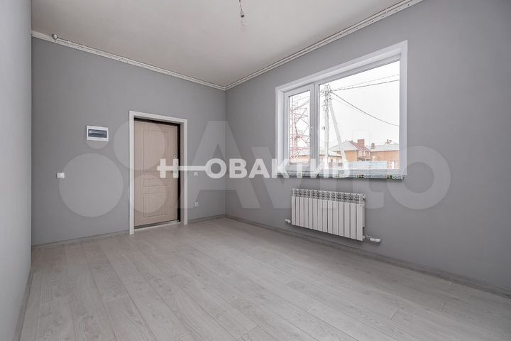 Коттедж 191,3 м² на участке 6 сот.