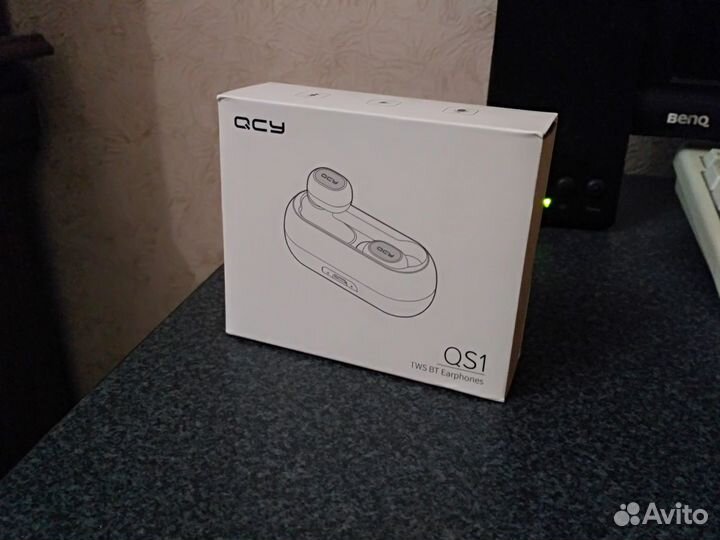 Наушники беспроводные QCY новые черное исполнение