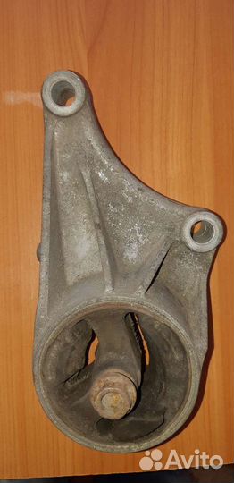 Опора двигателя передняя опель астра Н