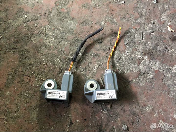 Датчик удара Air Bag Citroen C3 Picasso
