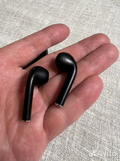 Airpods black