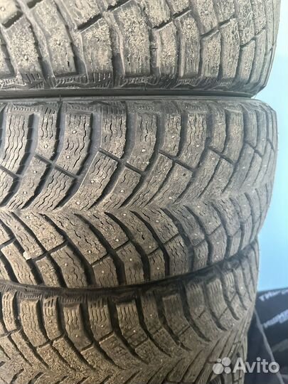 Michelin X-Ice North 4 225/45 R17