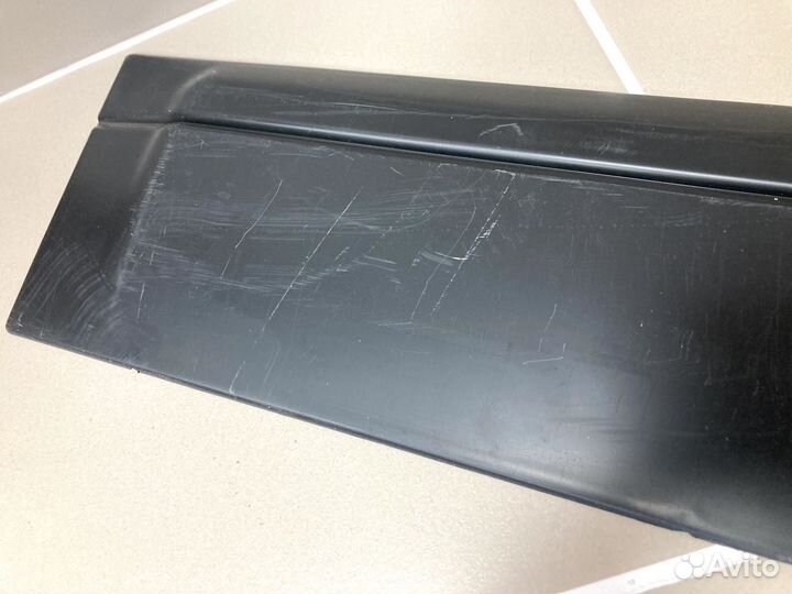 Молдинг передней левой двери Ваз 2114/2115