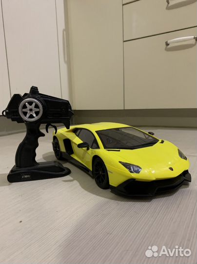 Машина на пульте управления