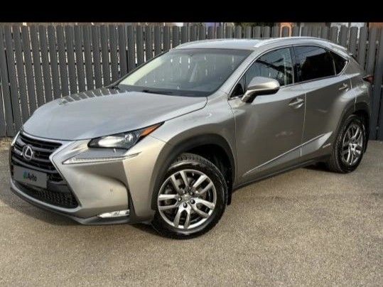 Lexus NX: фото владельца