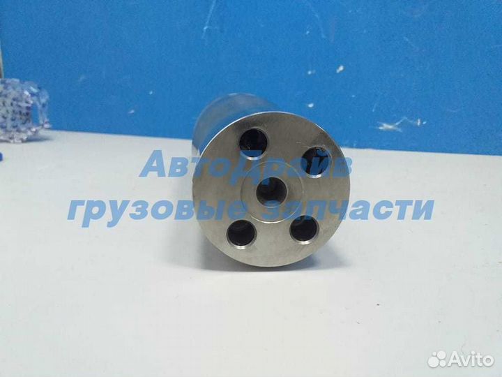 Ось балансира Ивеко Стралис Траккер