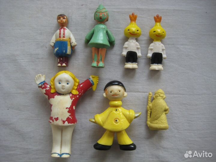 Игрушки СССР колкий пластик