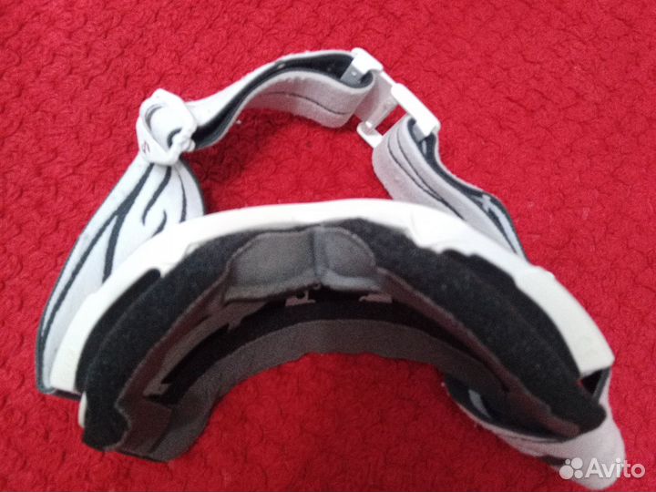 Горнолыжные очки