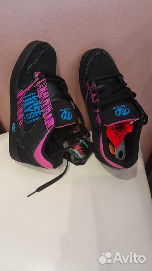 Роликовые кроссовки heelys