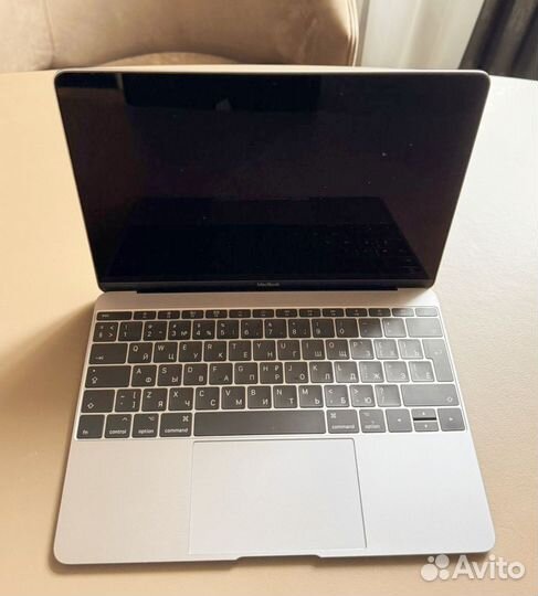 Apple MacBook Air A1534