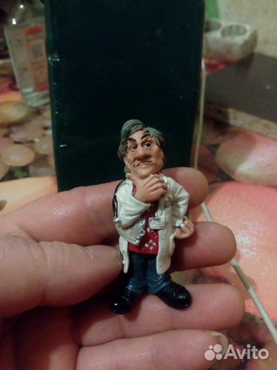 Магнит на холодильник