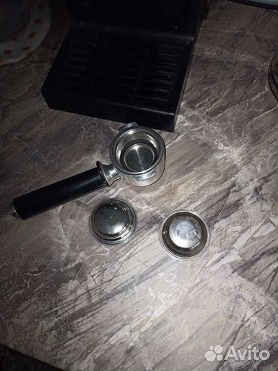 Кофеварка рожковая De'Longhi