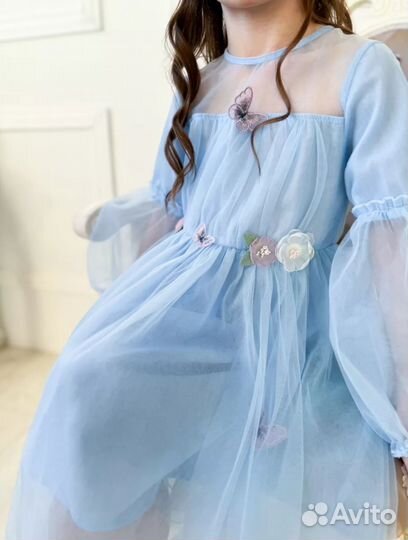 Платье для девочки нарядное 140. Новое