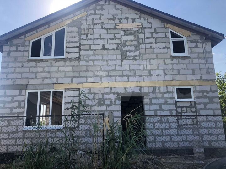 Дом 160 м² на участке 8 сот.